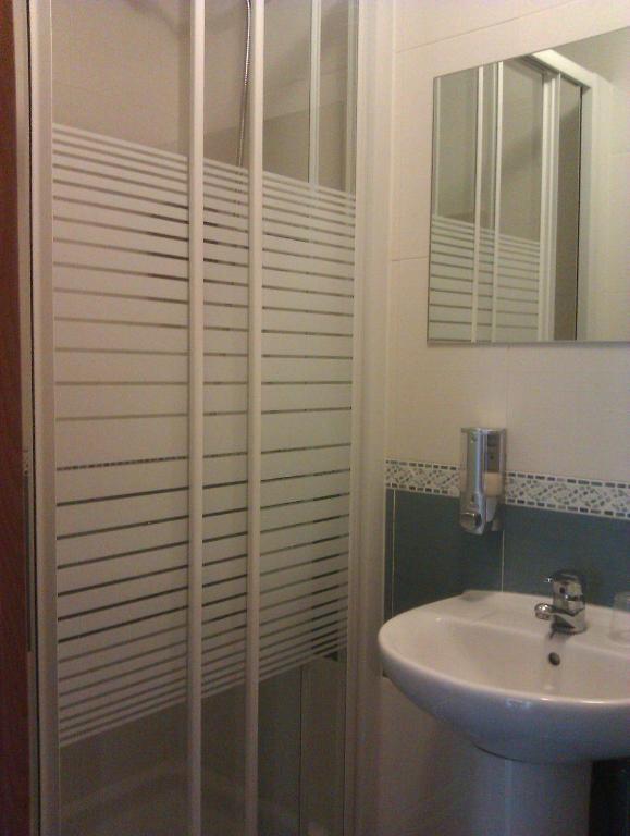 Km1 Amparo Apartments Madrid Room photo